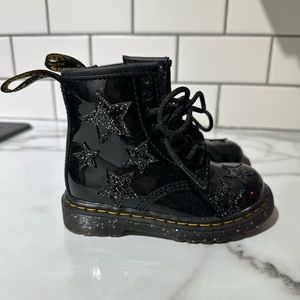 Toddler size 6 dr martens